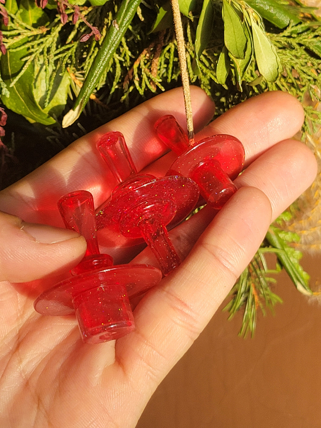 Red crushed opal slurper stopper